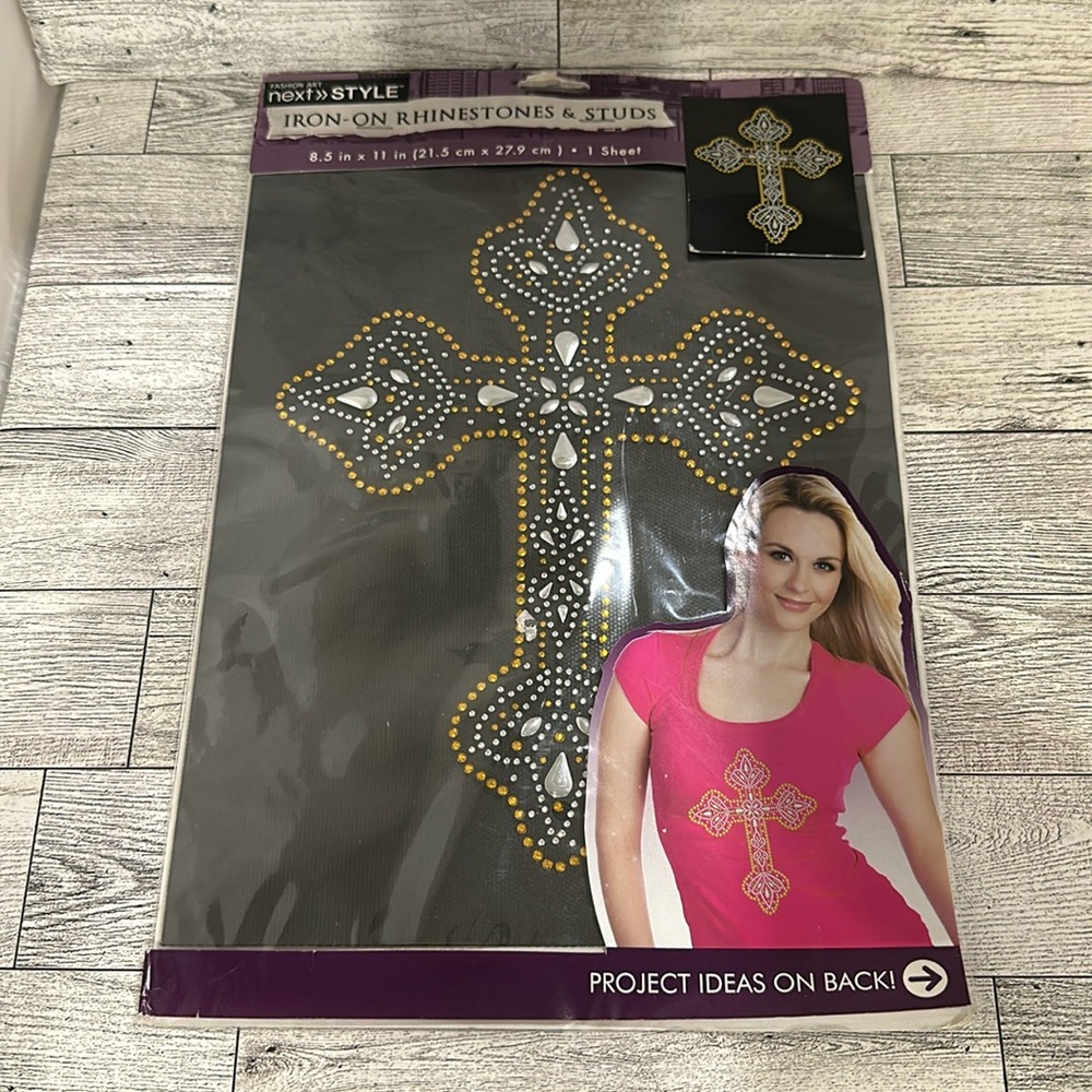 Fashion art iron on rhinestones and studs cross